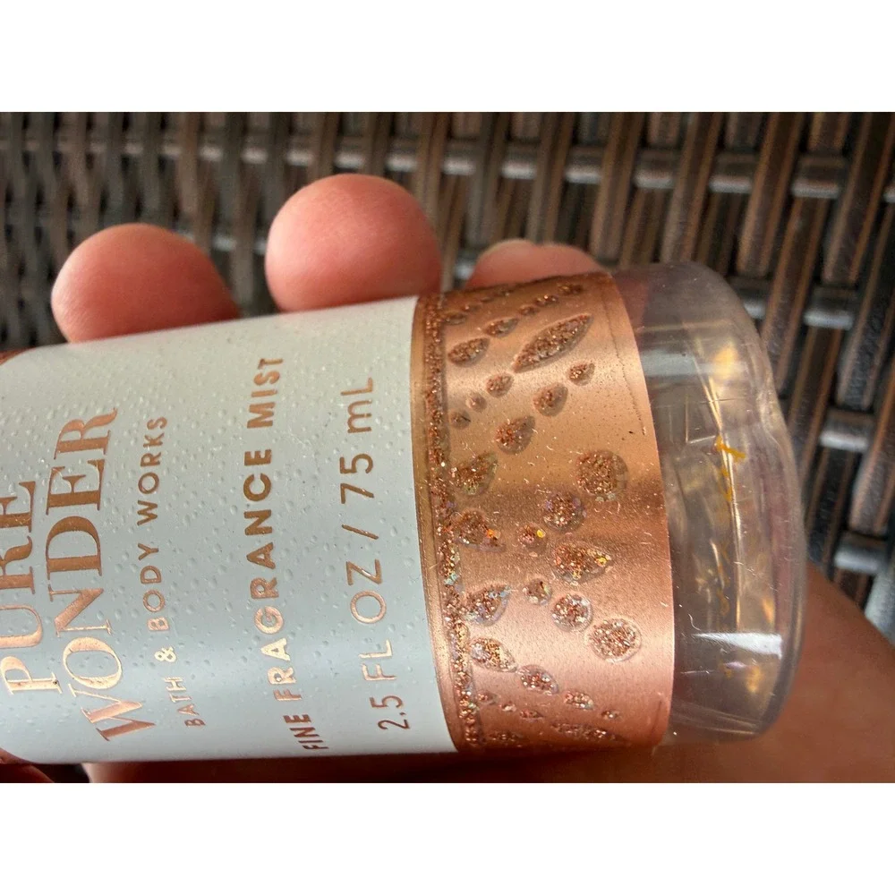 Bath & Body Works Pure Wonder Fine Fragrance Mist 2.5 fl oz Travel Size Spray
